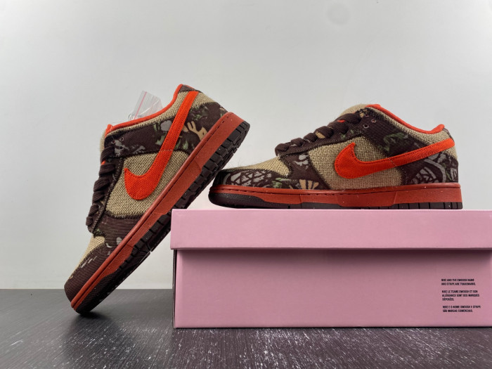 NIKE DUNK LOW PRO SB 