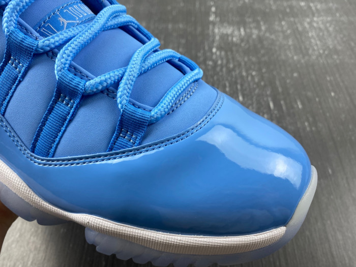 Air Jordan Ultimate Gift of Flight (11/29) - 717602-900